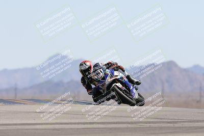 media/Apr-20-2025-CVMA (Sun) [[39090e8767]]/Race 16-Formula Middleweight/